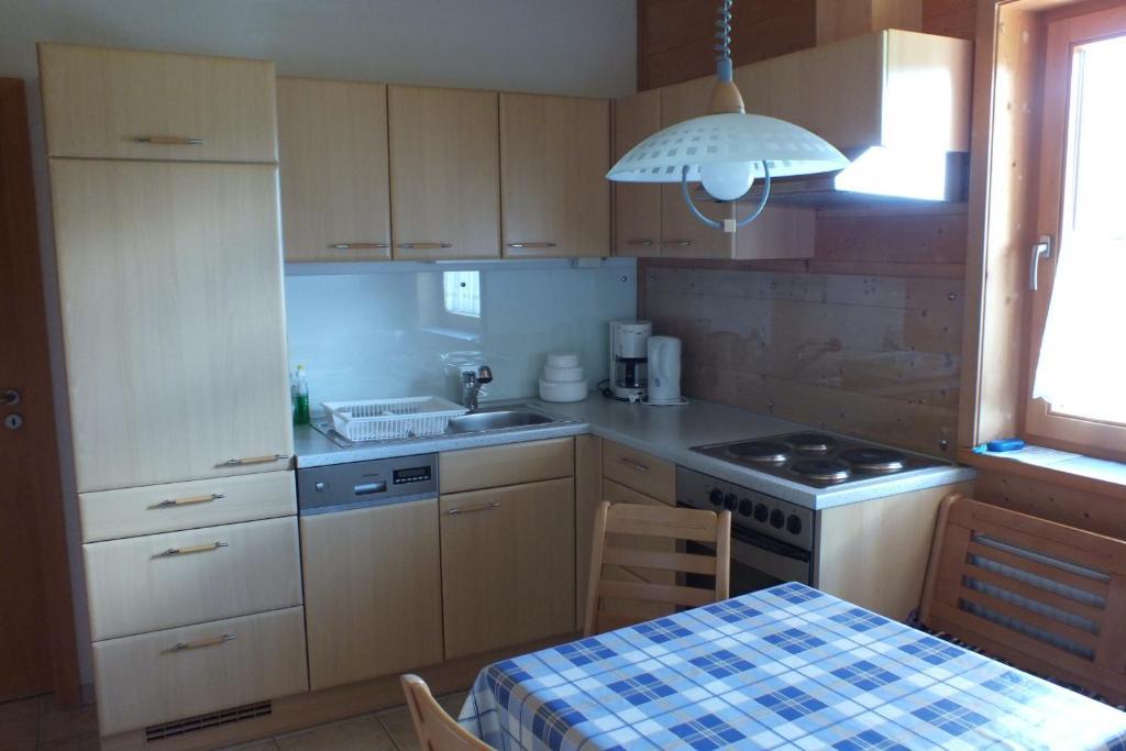 Haus Schneeflocke Apartment Lech am Arlberg Room photo